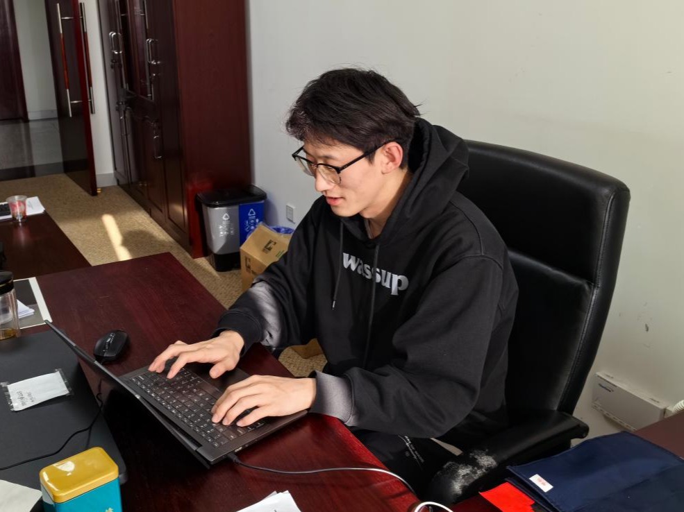 青春榜样 | 杨骥：从新疆到冰城，他的青春在基层一线熠熠生辉